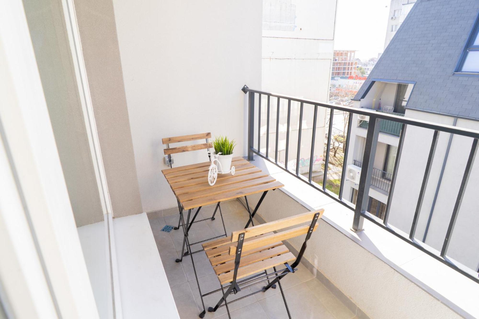 New Modern & Cozy Apartment With Free Private Parking And Ev Charging Station Varna Luaran gambar