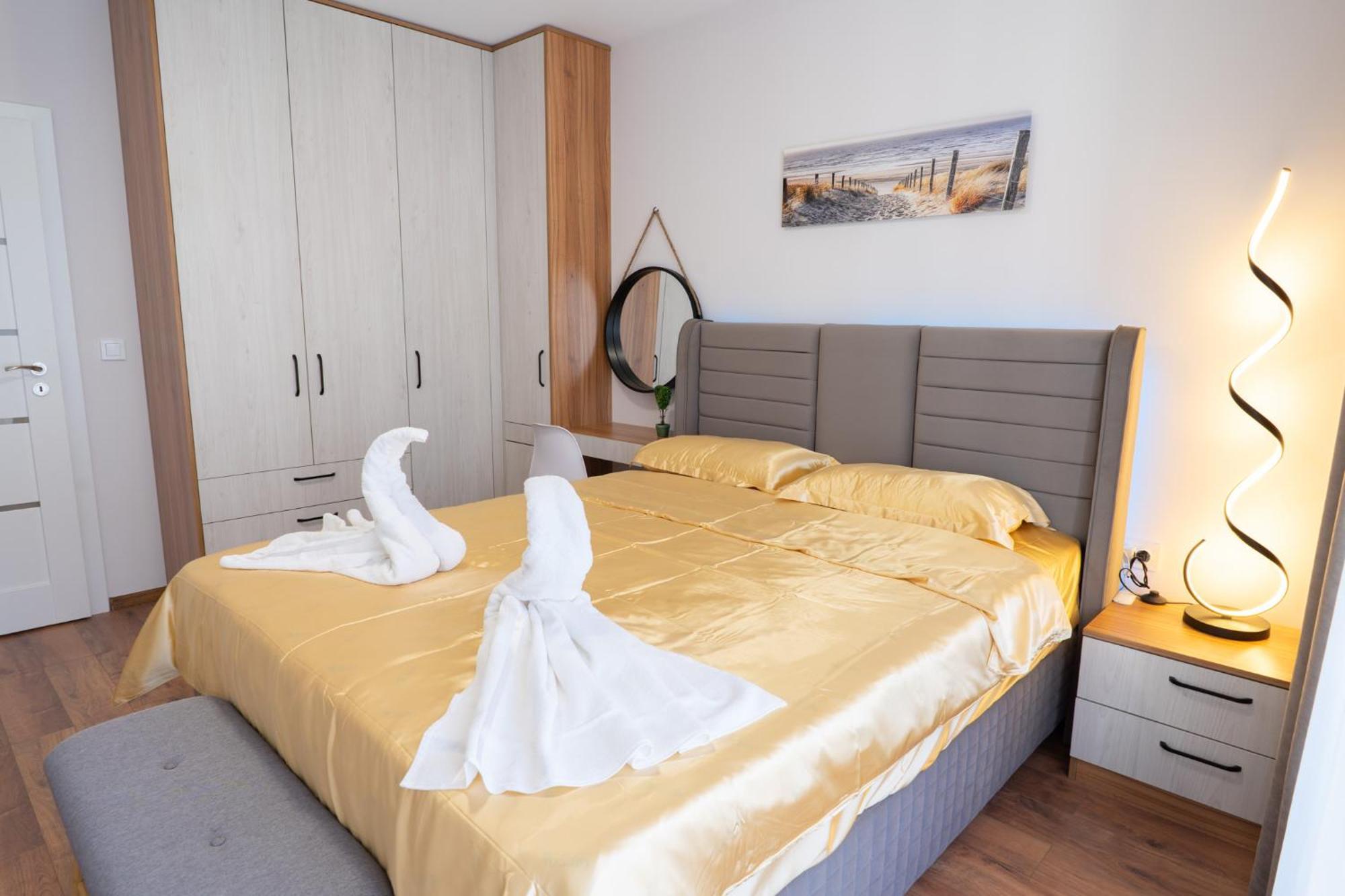 New Modern & Cozy Apartment With Free Private Parking And Ev Charging Station Varna Luaran gambar
