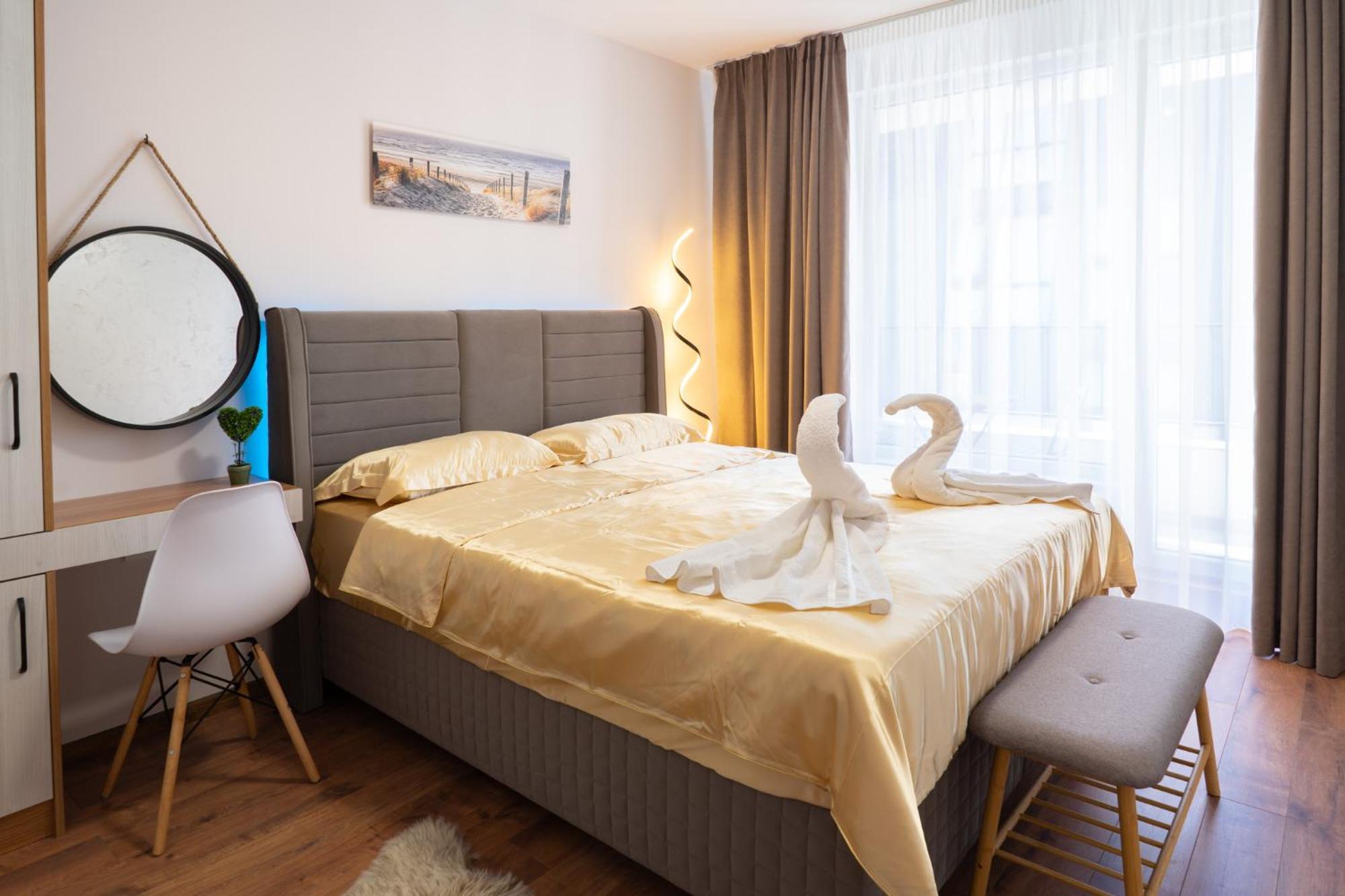 New Modern & Cozy Apartment With Free Private Parking And Ev Charging Station Varna Luaran gambar