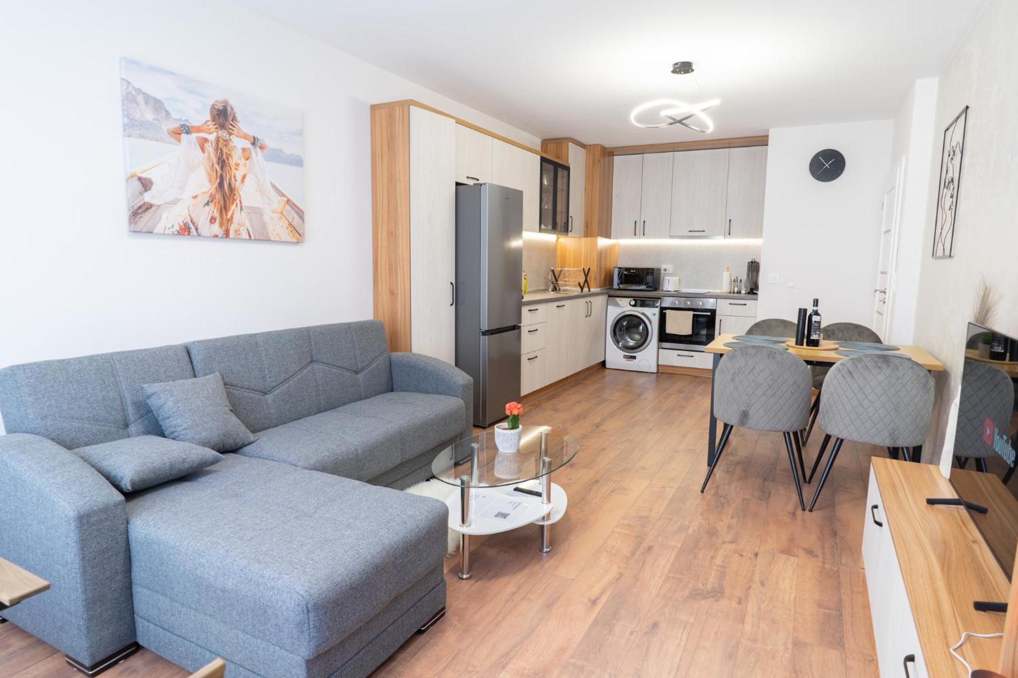New Modern & Cozy Apartment With Free Private Parking And Ev Charging Station Varna Luaran gambar